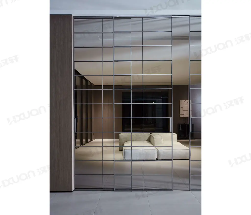 2 hanging rails and 4 panels-3.webp