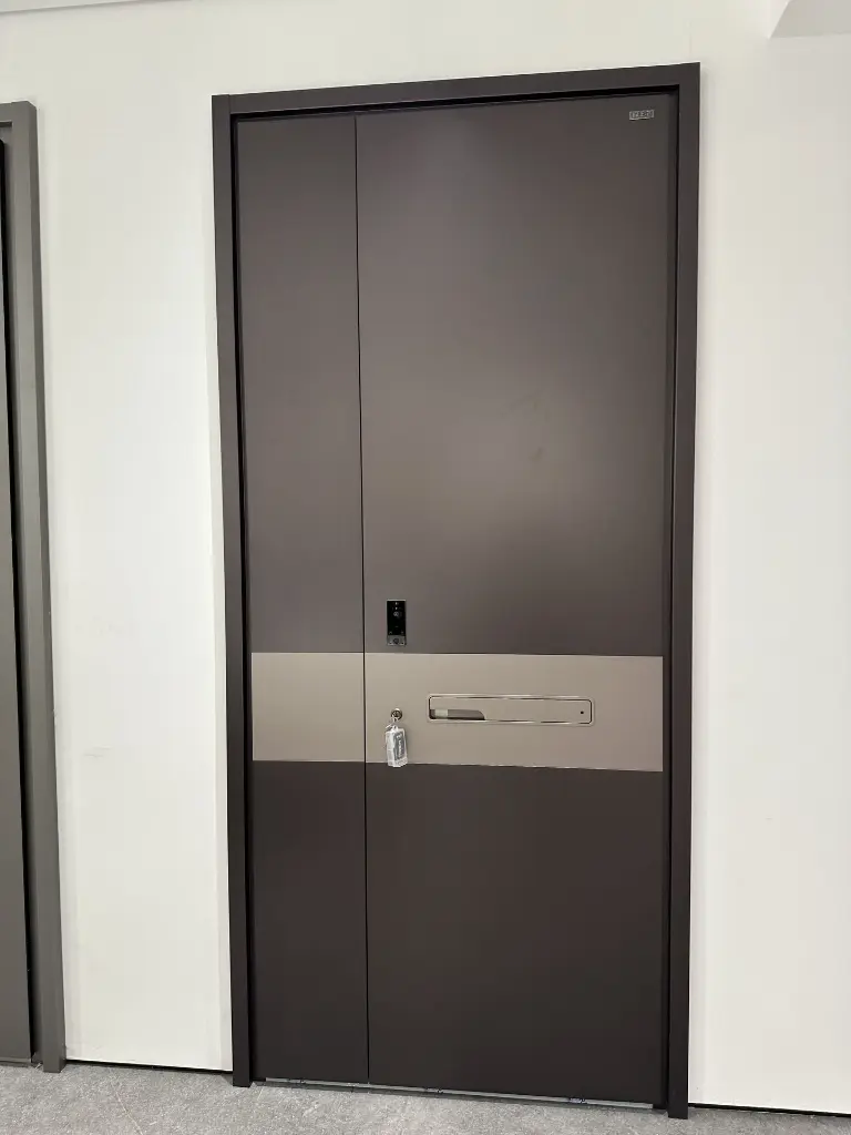 DK001.webp